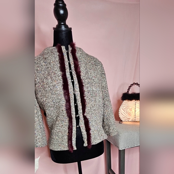 Burgundy Faux fur jacket size 2 whool and silk - Picture 2 of 11